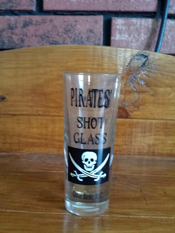 Pirate Shot Glass (wide) (cracked) 